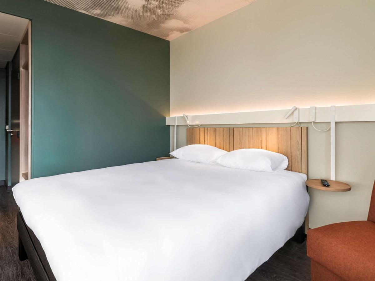 Готель Ibis Lyon Est Мейзьє Екстер'єр фото